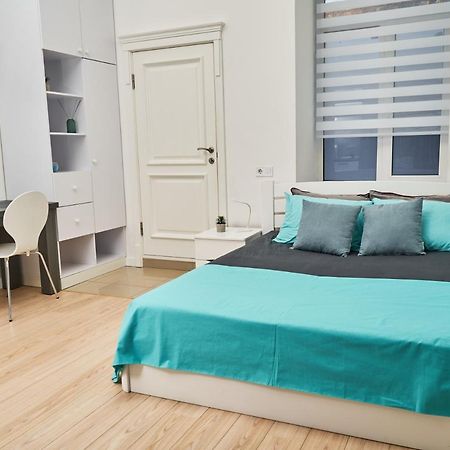 Сentral Apartments ハルキウ エクステリア 写真